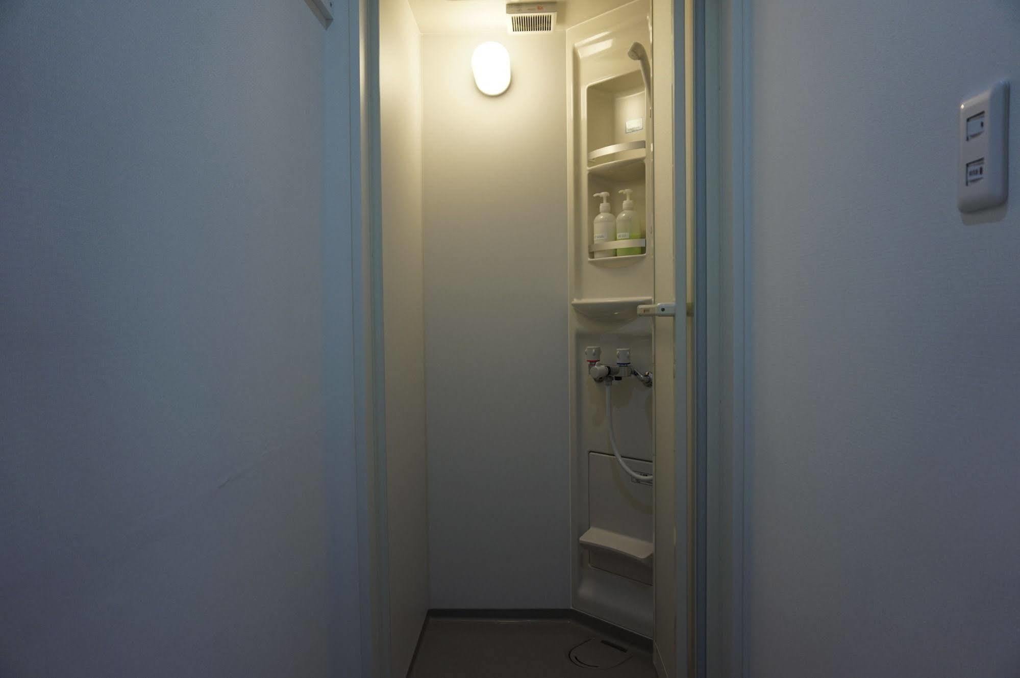 Uni Hostel Осака Екстер'єр фото